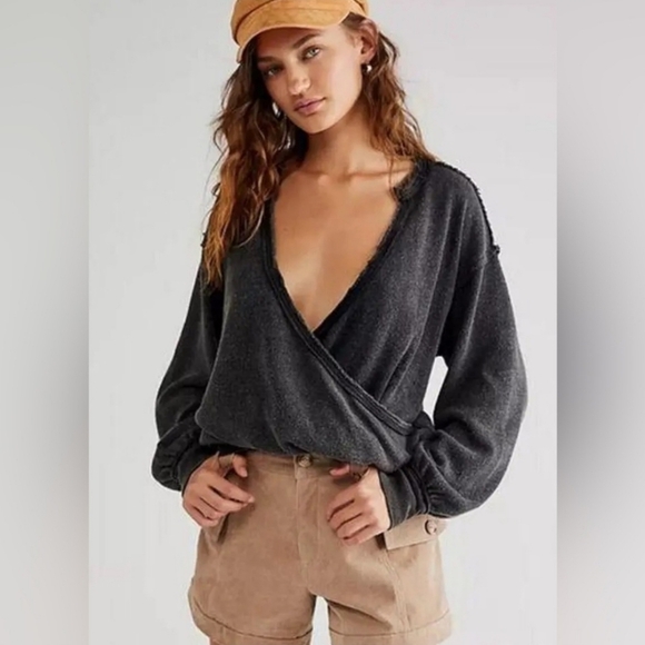 Free People NWTs Anyway Surplice Topp - Picture 1 of 7